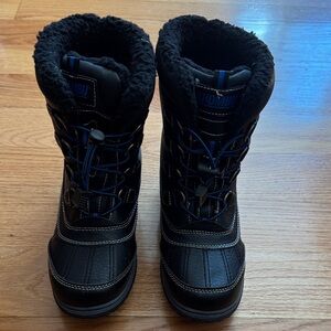 Khombu Black and Blue Kids Snow Boots